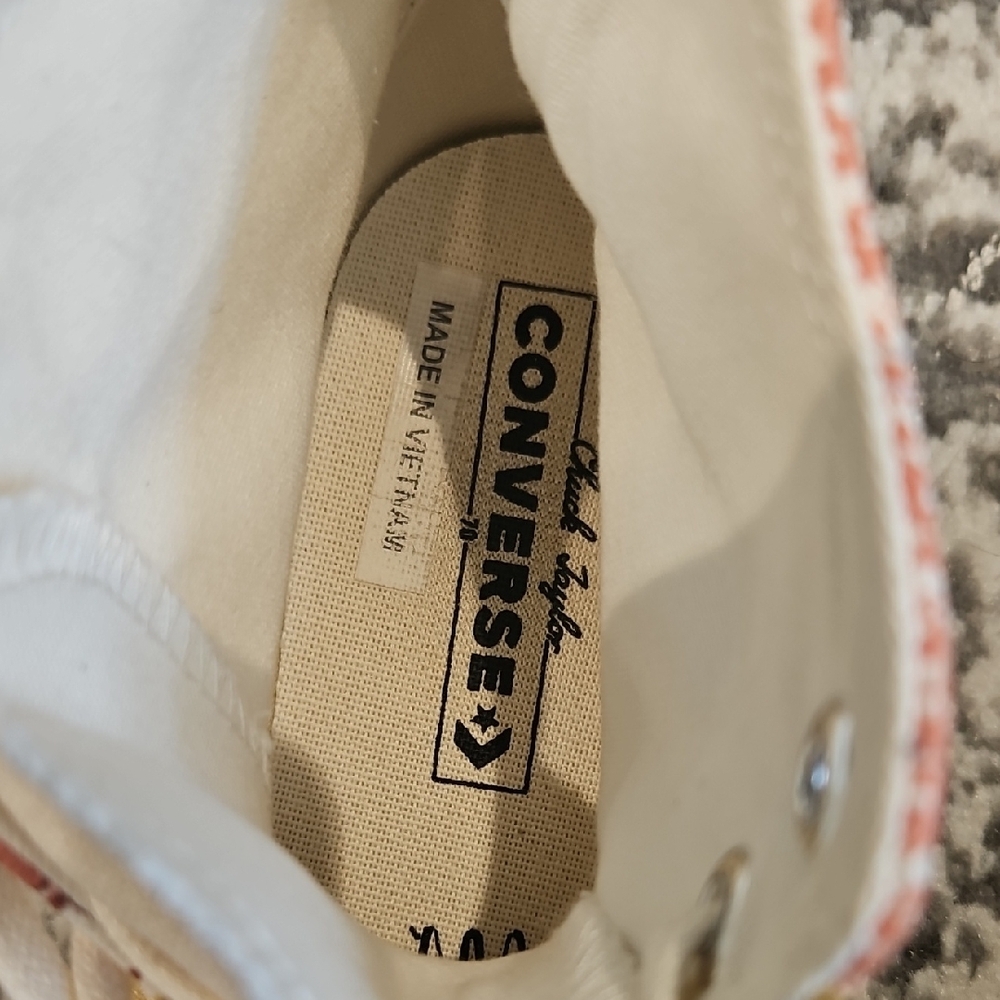 Converse Women's 70 CHUCK TAYLOR Metallic High Top Cream and Light Pink Floral - Picture 6 of 12